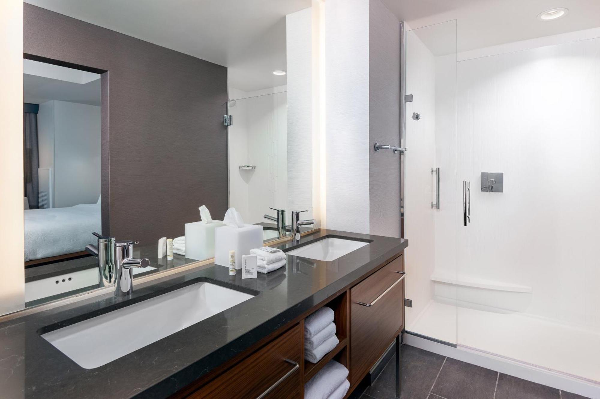 Courtyard By Marriott Atlanta Midtown Hotel Eksteriør billede