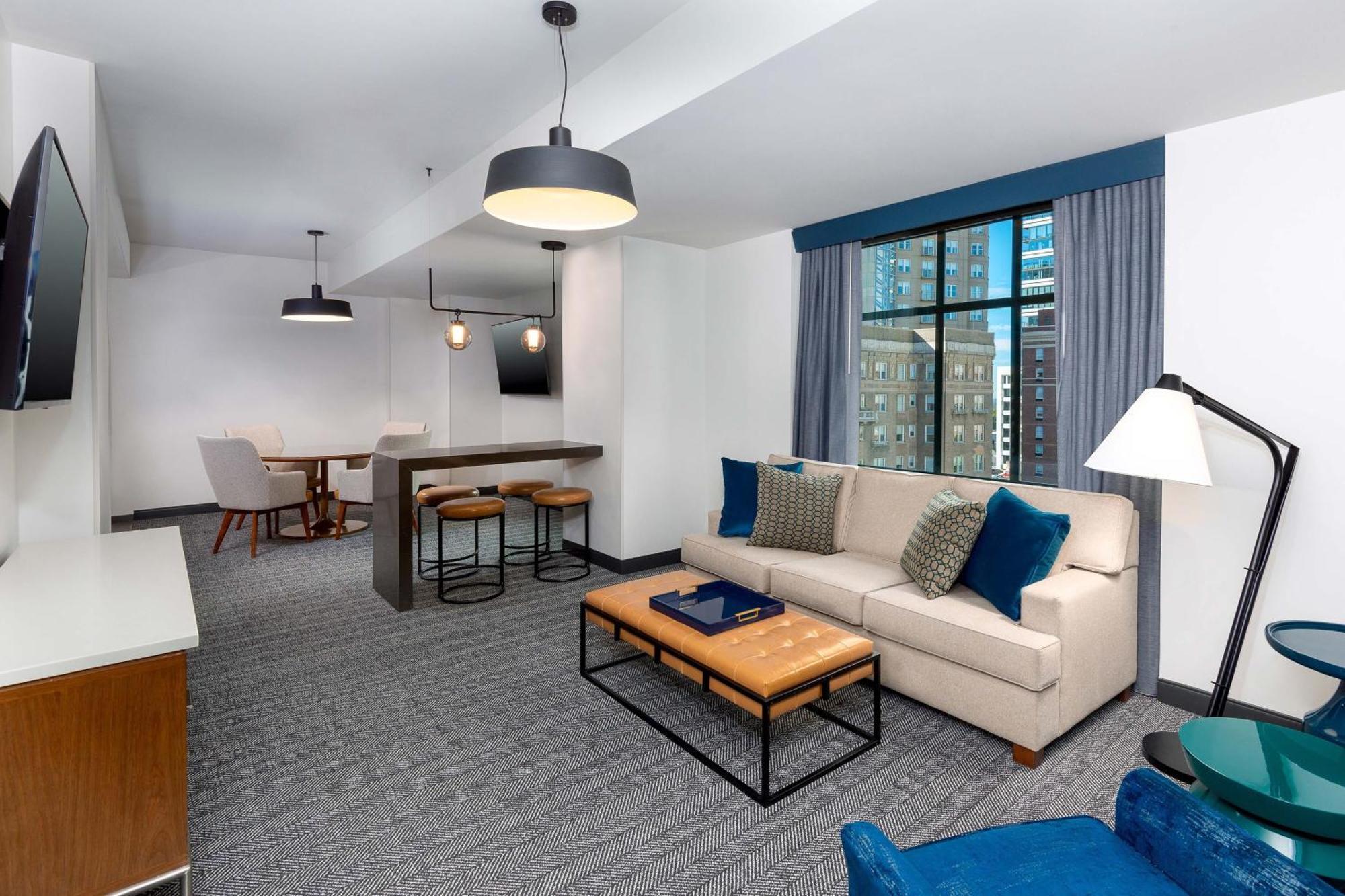 Courtyard By Marriott Atlanta Midtown Hotel Eksteriør billede