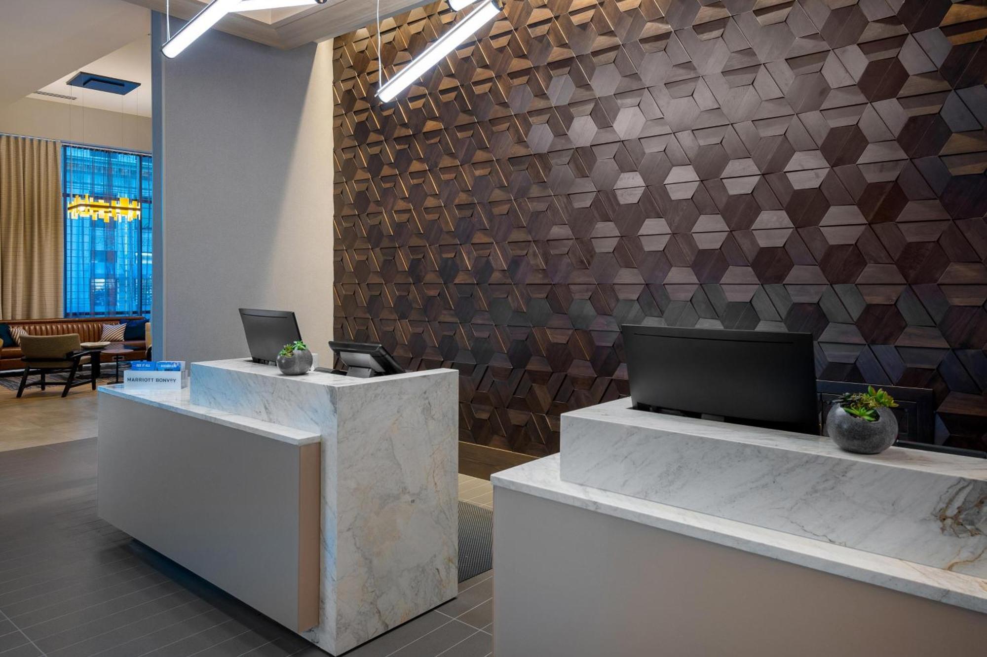 Courtyard By Marriott Atlanta Midtown Hotel Eksteriør billede