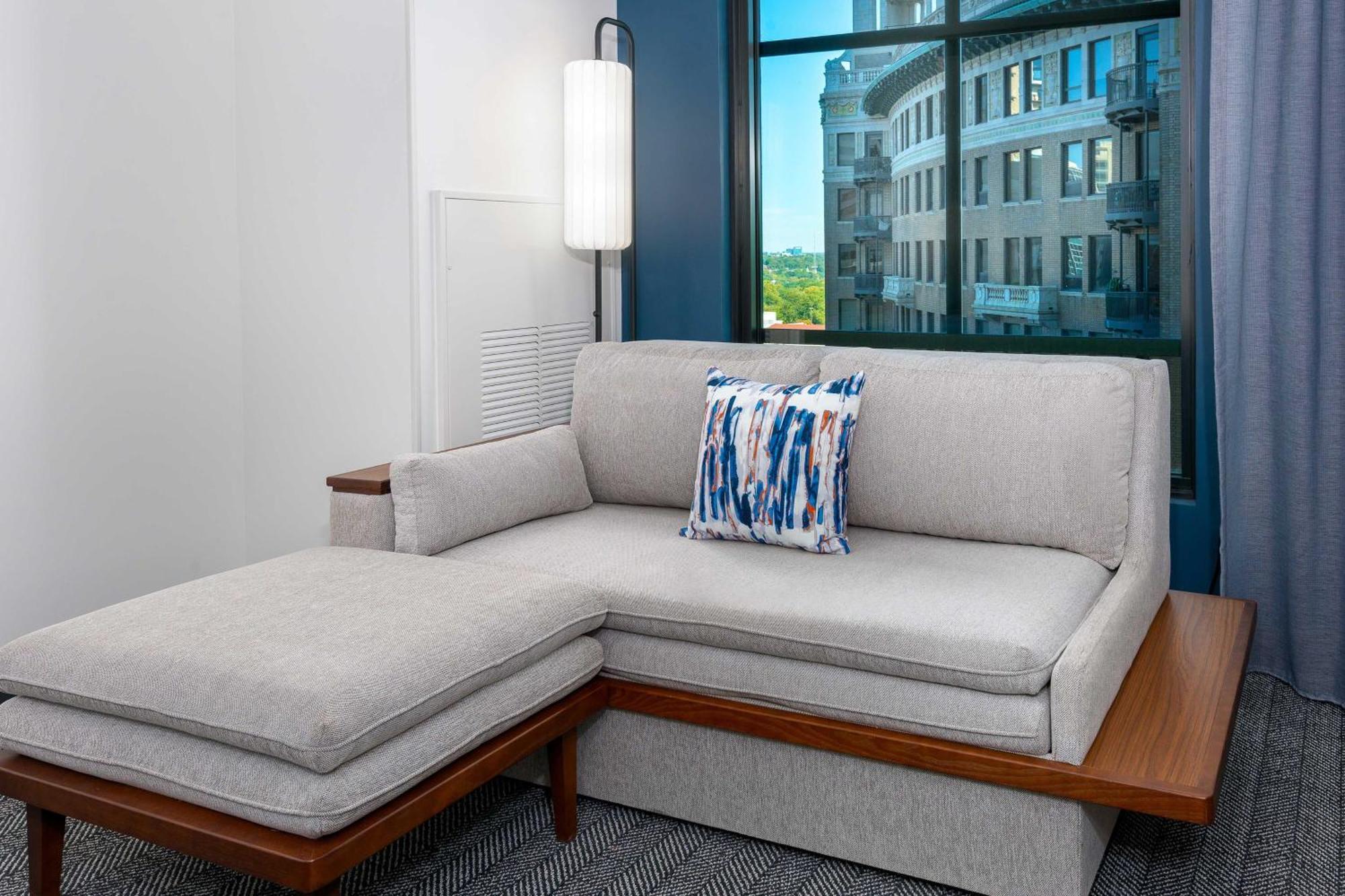 Courtyard By Marriott Atlanta Midtown Hotel Eksteriør billede